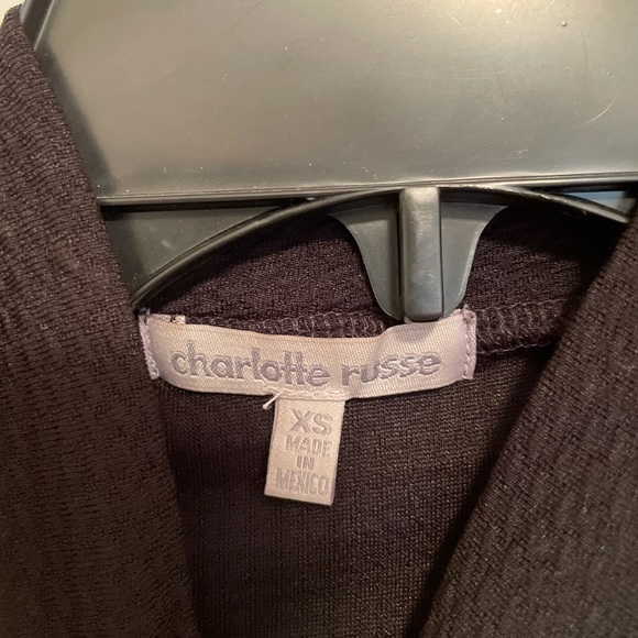 Top. - Picture 4 of 5